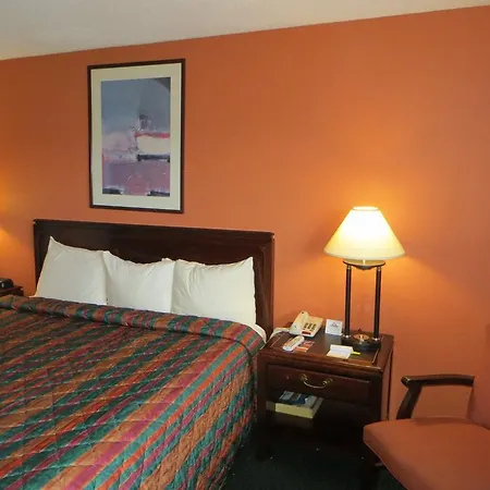 Days Inn By Wyndham Elk Grove Village O\'Hare Airport West