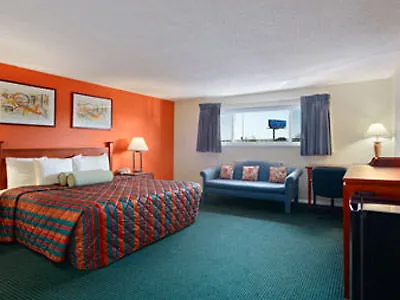Days By Wyndham O'hare Airport West Hotel