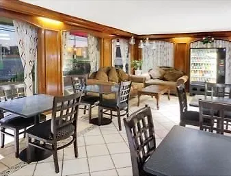 Days By Wyndham O'hare Airport West Hotel 2*