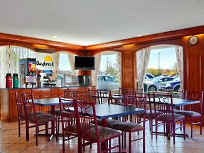 Hotel Days By Wyndham O'hare Airport West Elk Grove Village