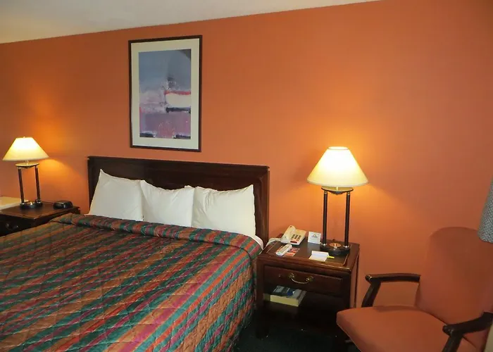 Days By Wyndham O'hare Airport West 2*